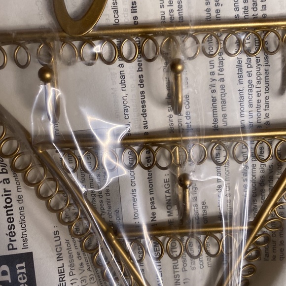 Pottery Barn Teen Gold Tone Metal Wire Wall “You are gold” text Jewelry Display - Picture 7 of 16